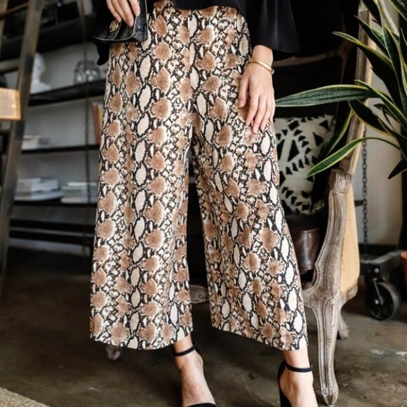 MODERN GIRLS Snake Print Wide Legged Pants - Picture 2 of 7